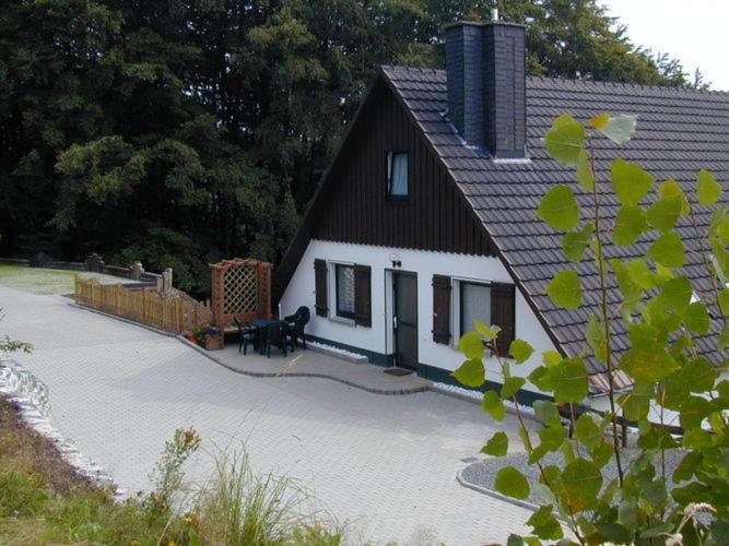 Nice Holiday Home Near Ski Area メーデバッハ エクステリア 写真