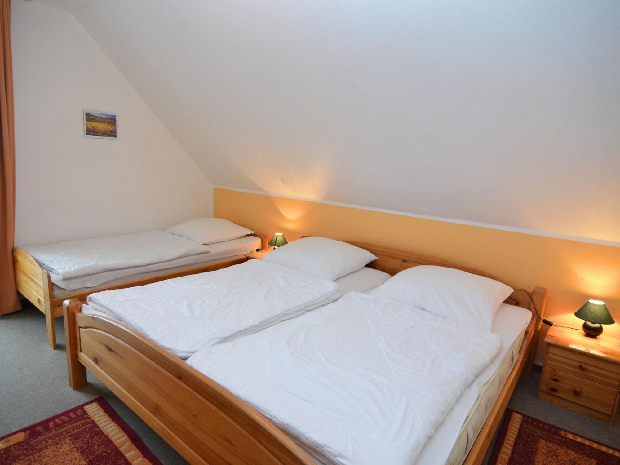 Nice Holiday Home Near Ski Area メーデバッハ エクステリア 写真
