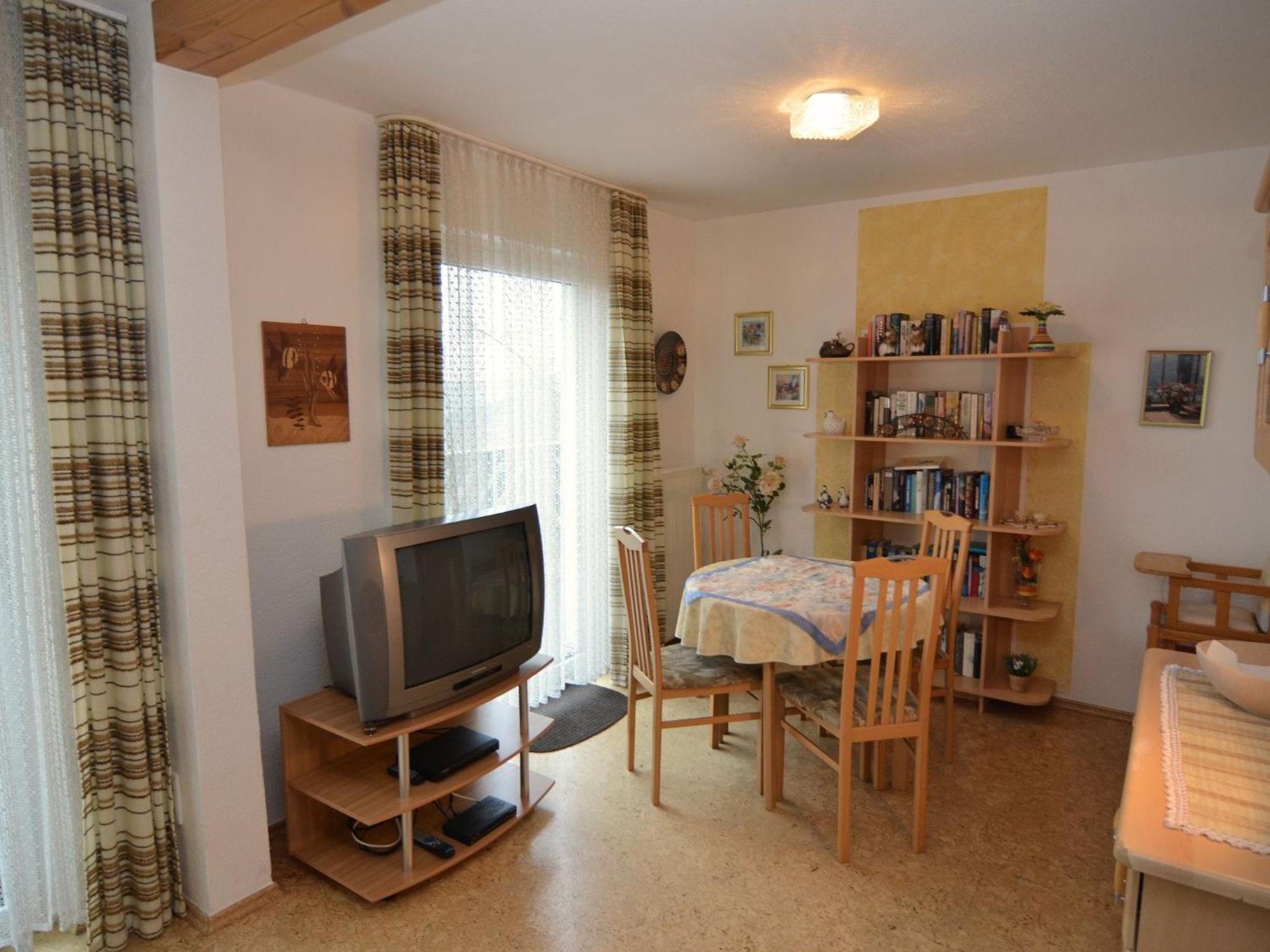 Nice Holiday Home Near Ski Area メーデバッハ エクステリア 写真